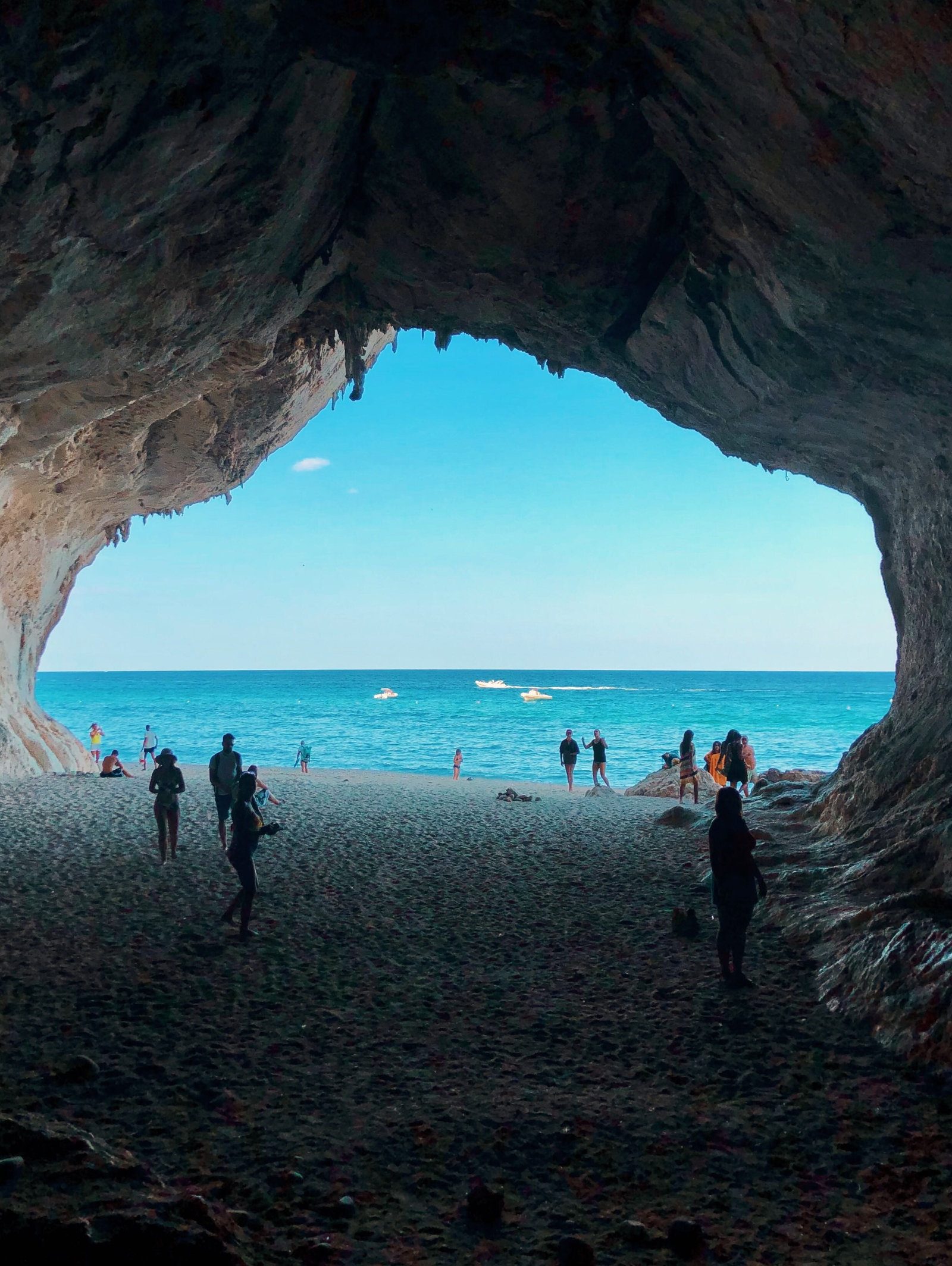 Sardinie obytným autem